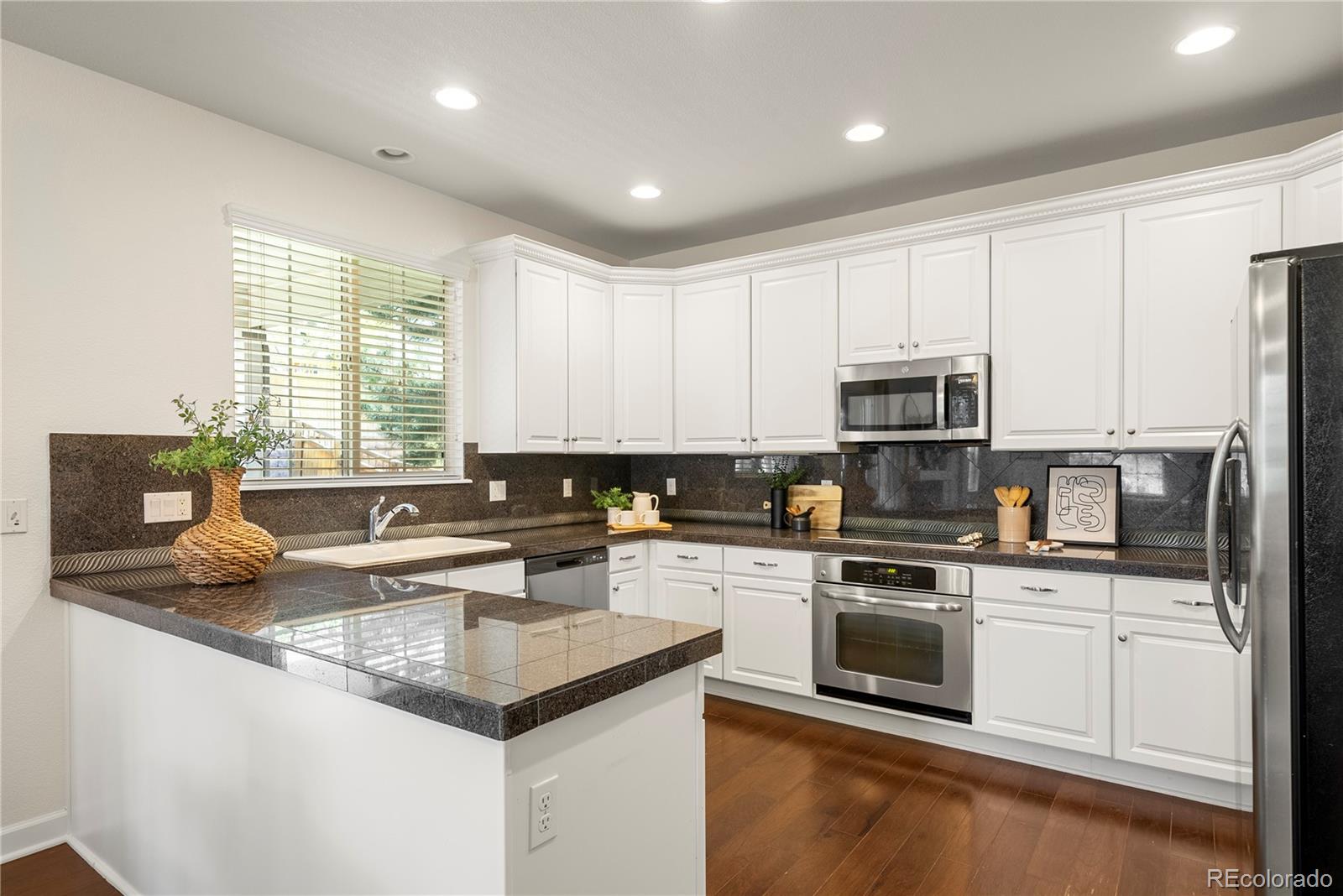 3116 Black Canyon Way