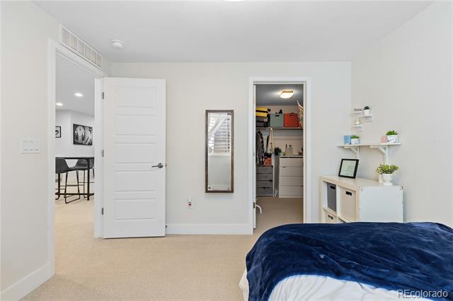 9750 E 62nd Drive