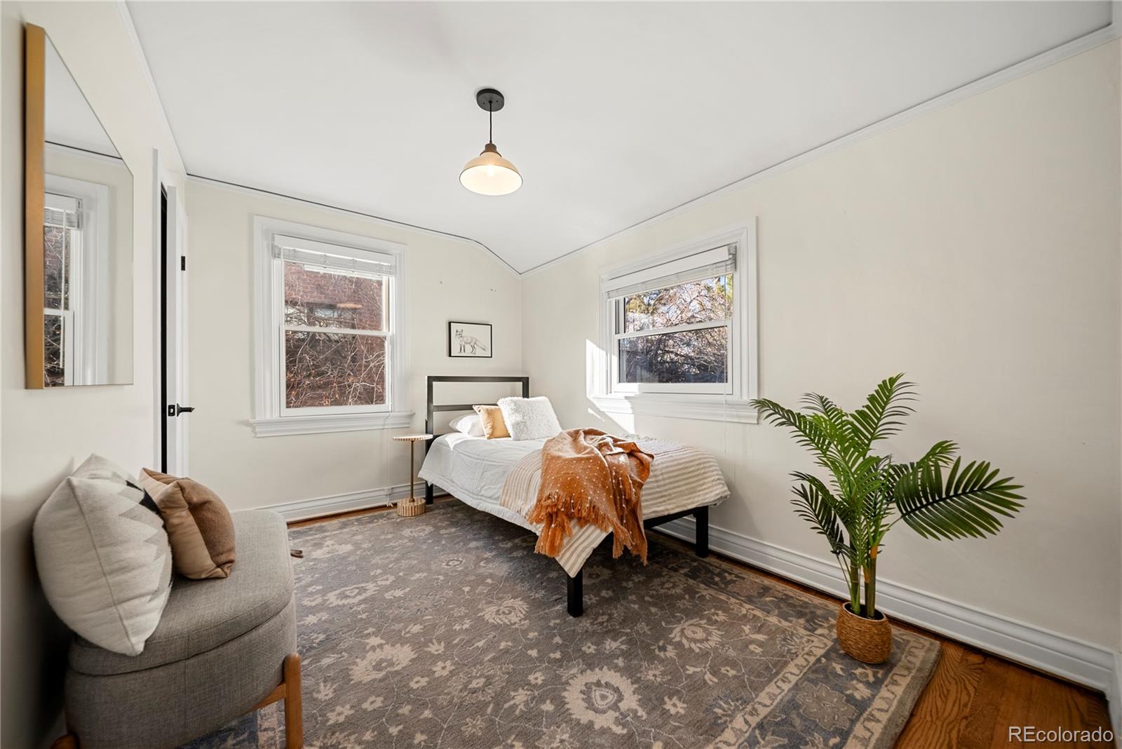 4949 E 6th Avenue Parkway