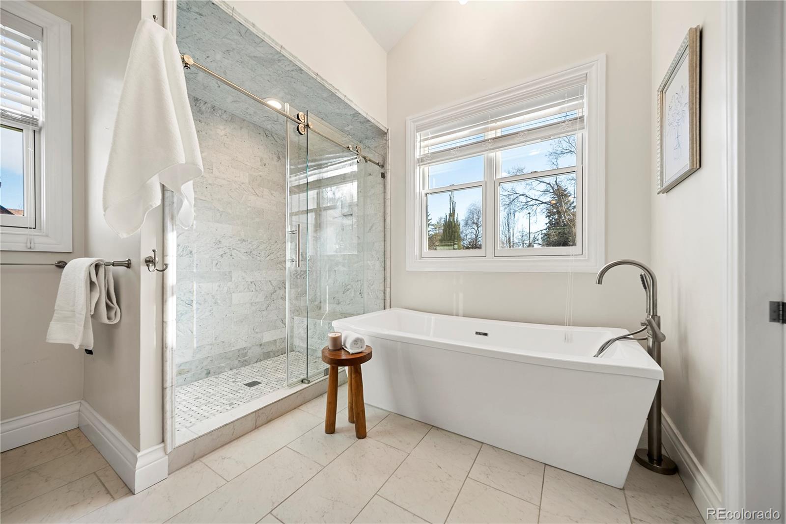 4949 E 6th Avenue Parkway