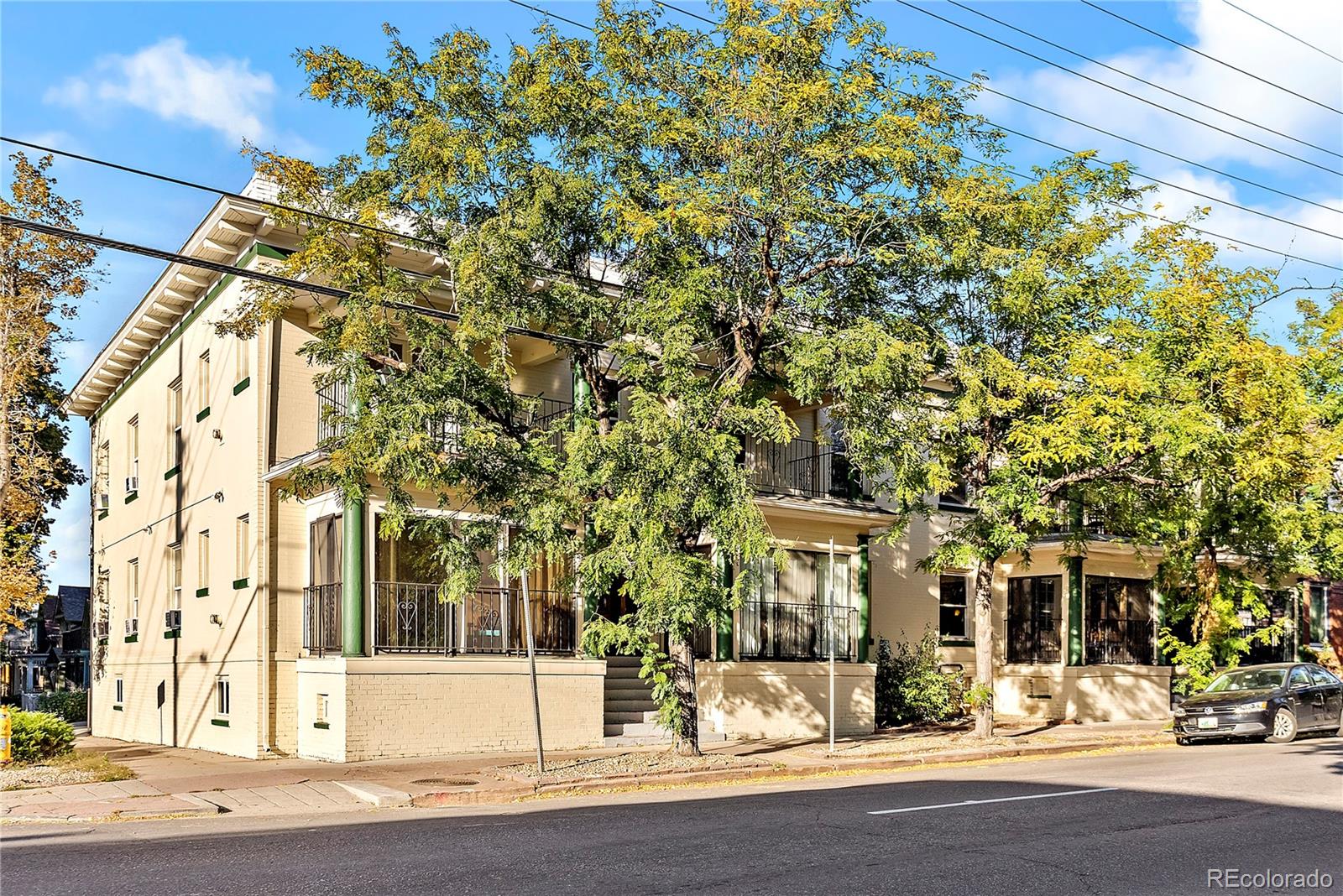 1305 E 13th Avenue Unit: 4