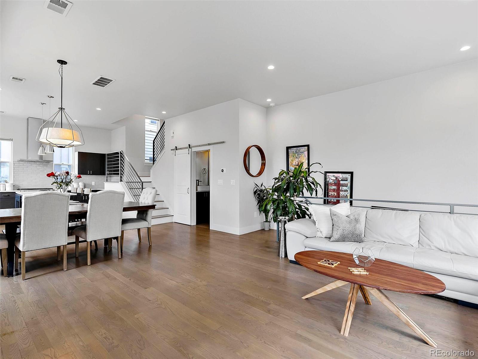 2737 W 24th Avenue Unit: 1