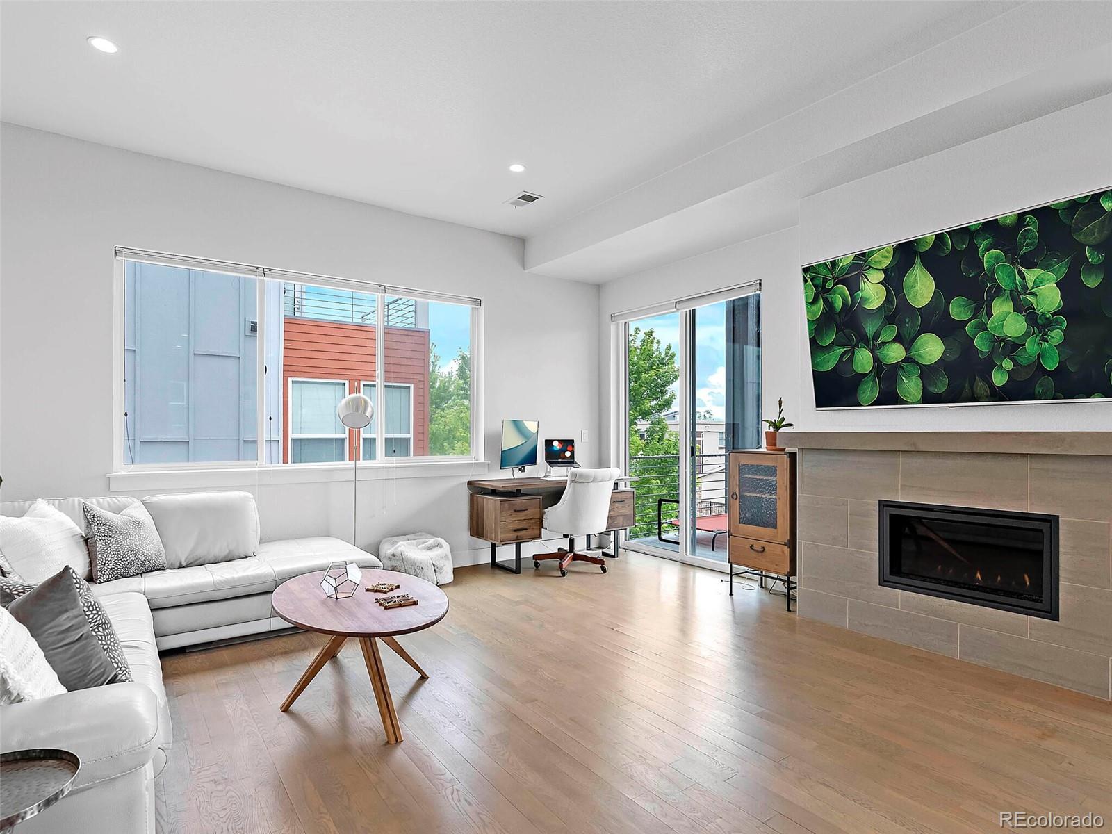 2737 W 24th Avenue Unit: 1