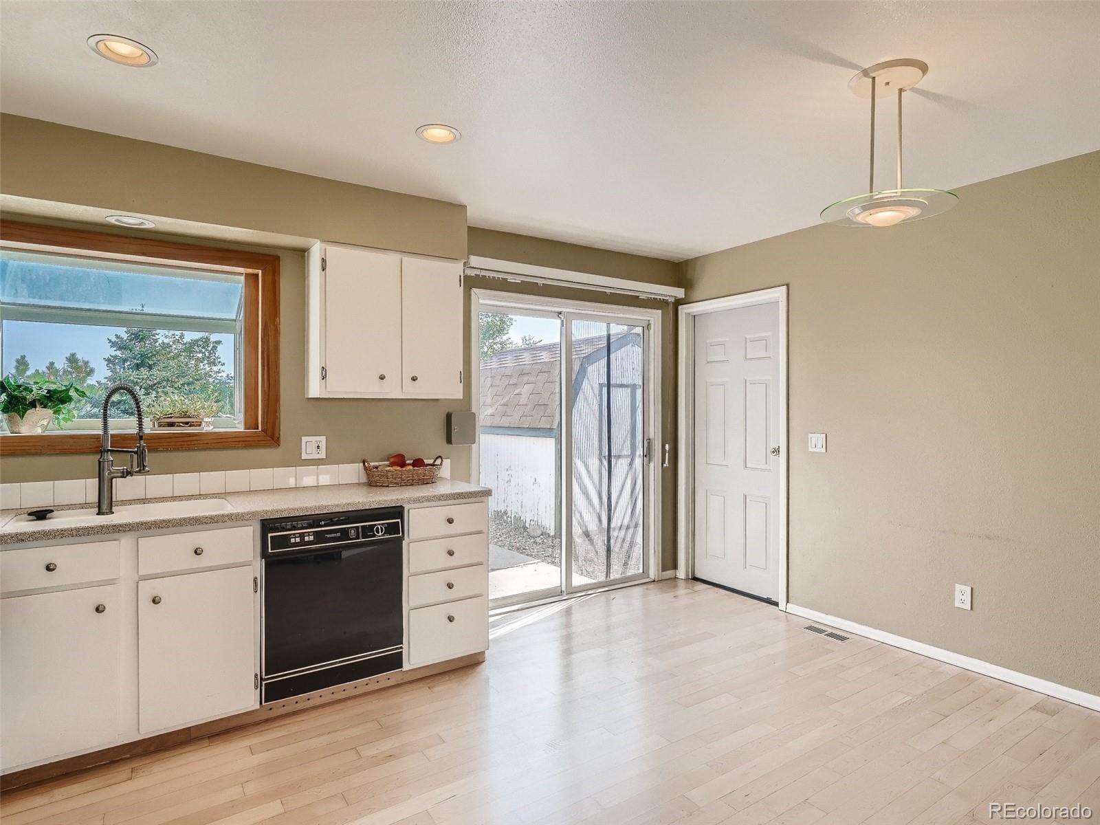 12280 W Quincy Avenue