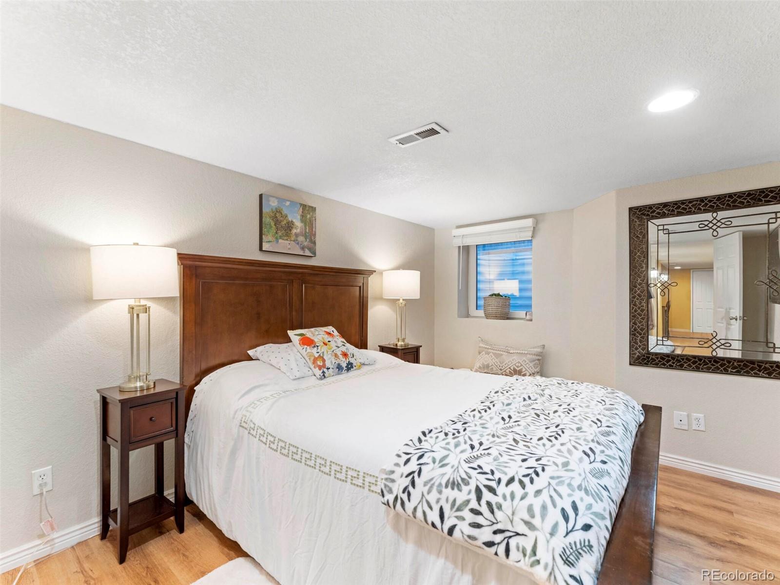 10193 Meadowbriar Lane