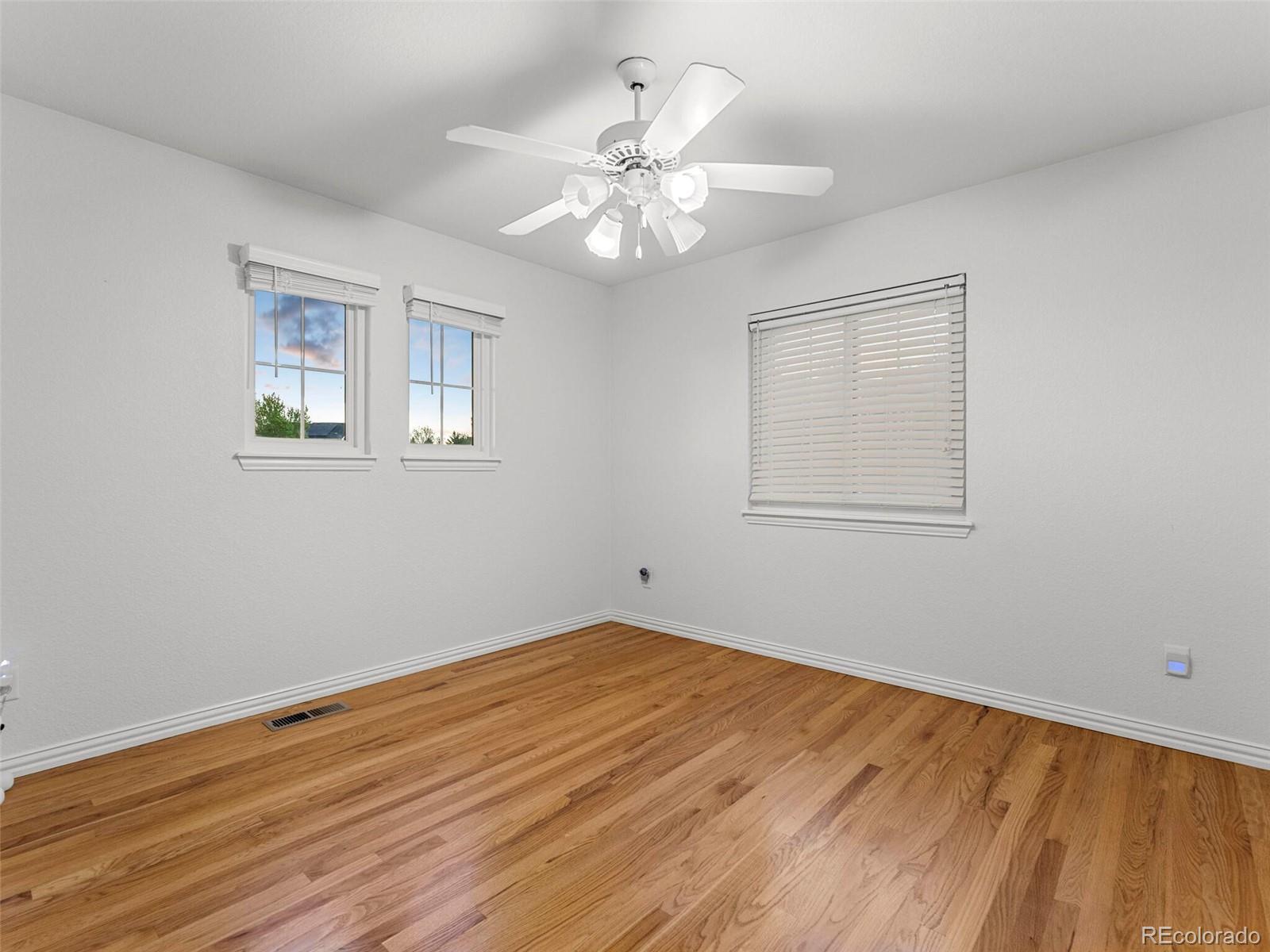 10193 Meadowbriar Lane