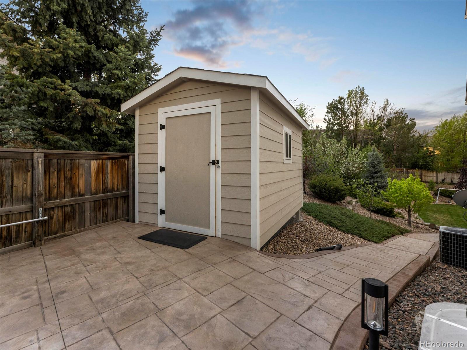 10193 Meadowbriar Lane