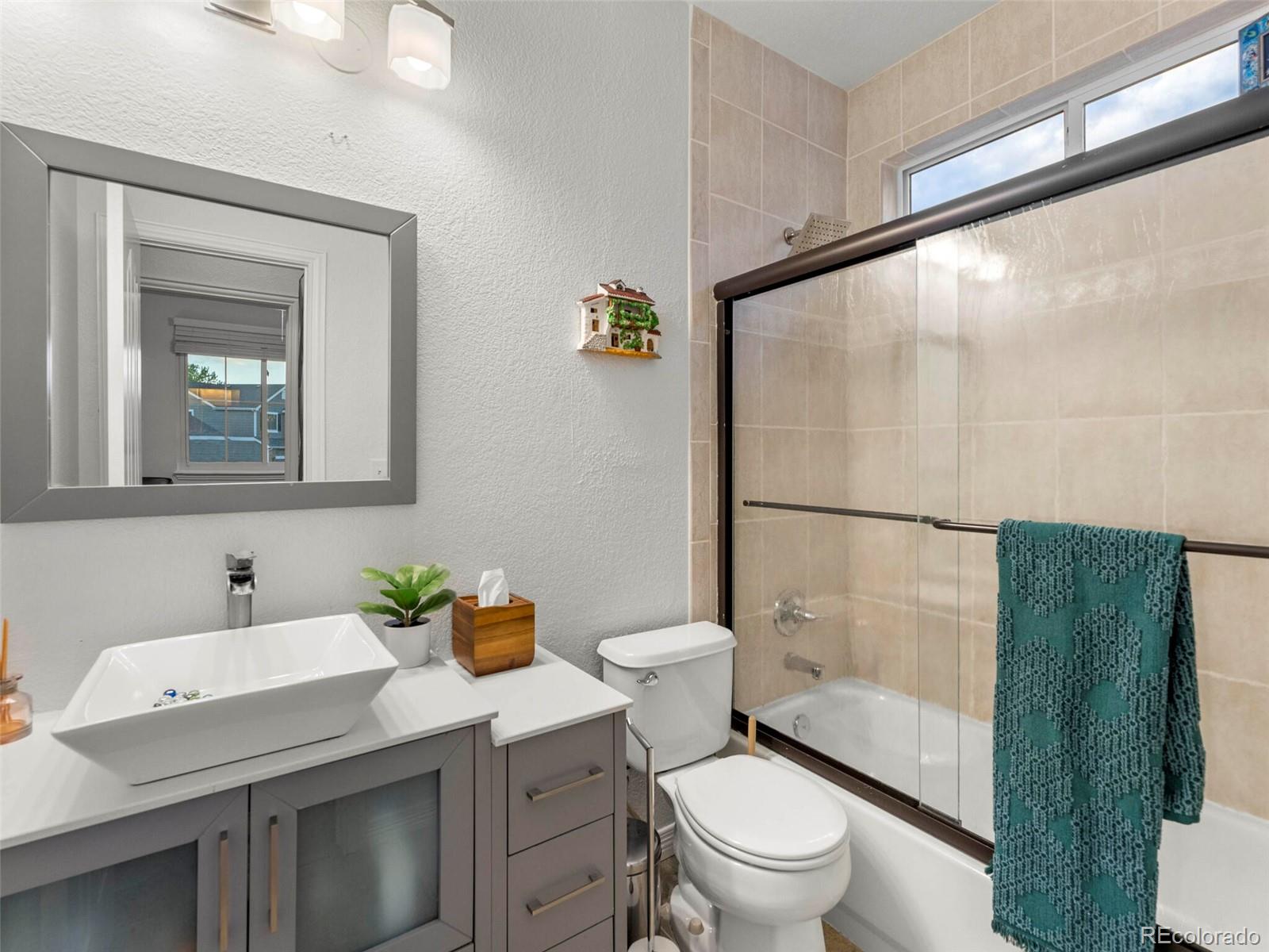 10193 Meadowbriar Lane