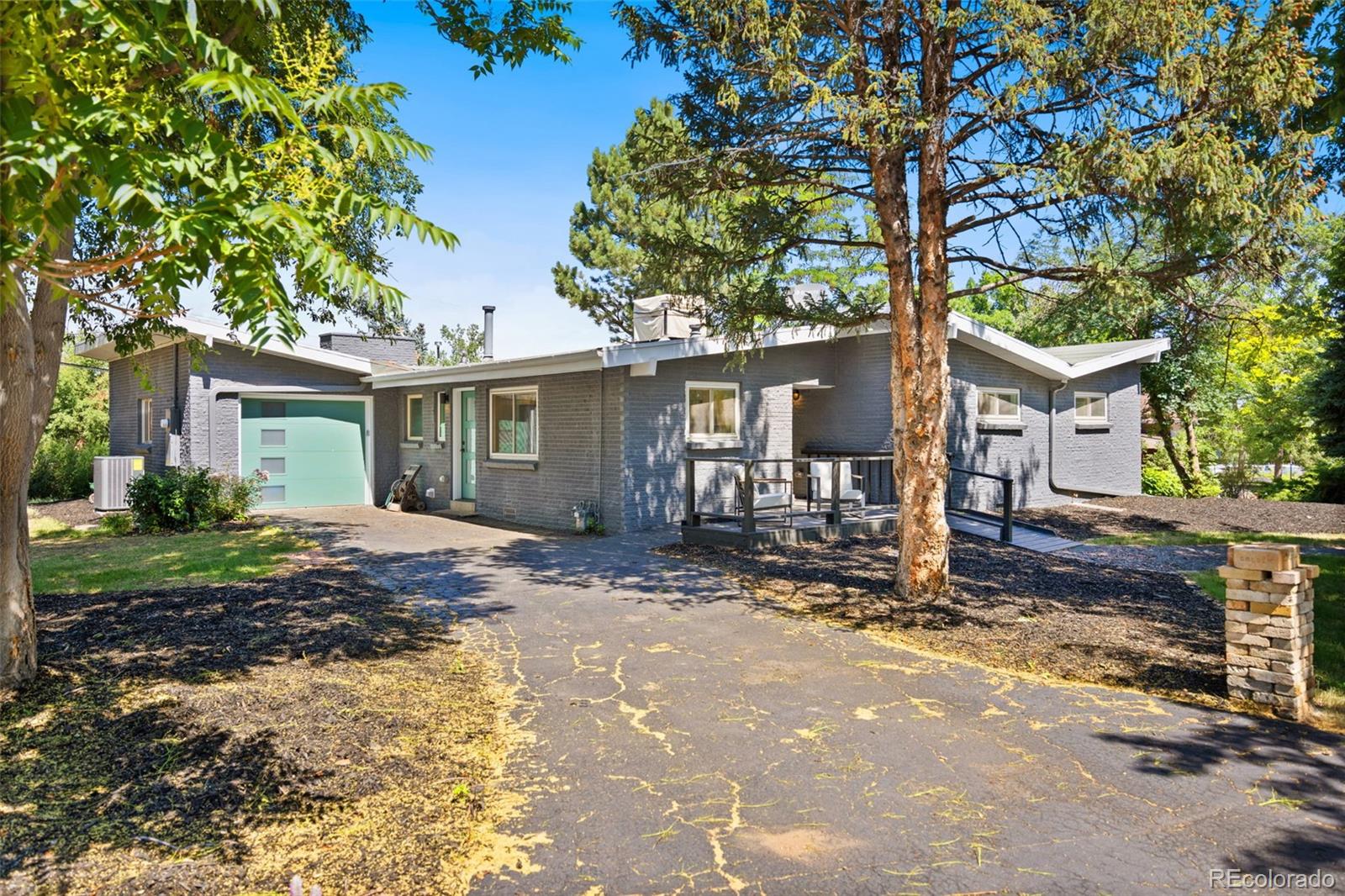 1435 Kingsbury Court