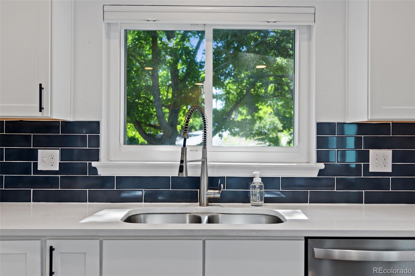 1435 Kingsbury Court