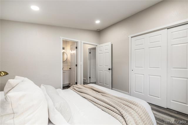 7809 Greenleaf Lane