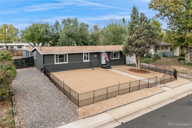 7809 Greenleaf Lane