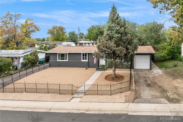 7809 Greenleaf Lane