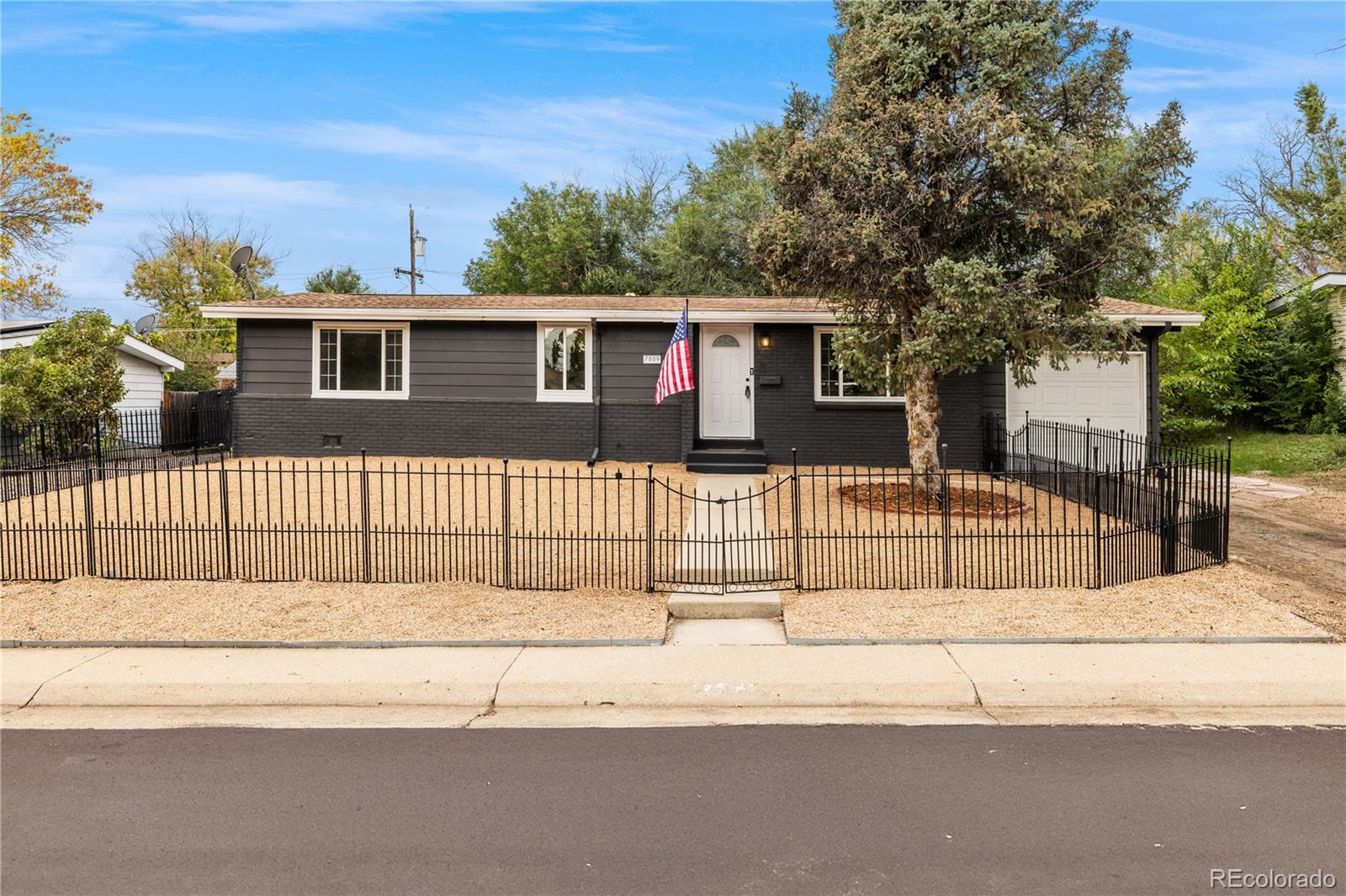7809 Greenleaf Lane