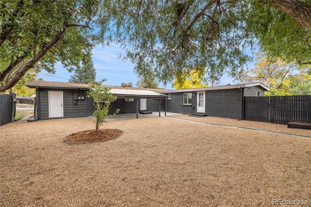 7809 Greenleaf Lane
