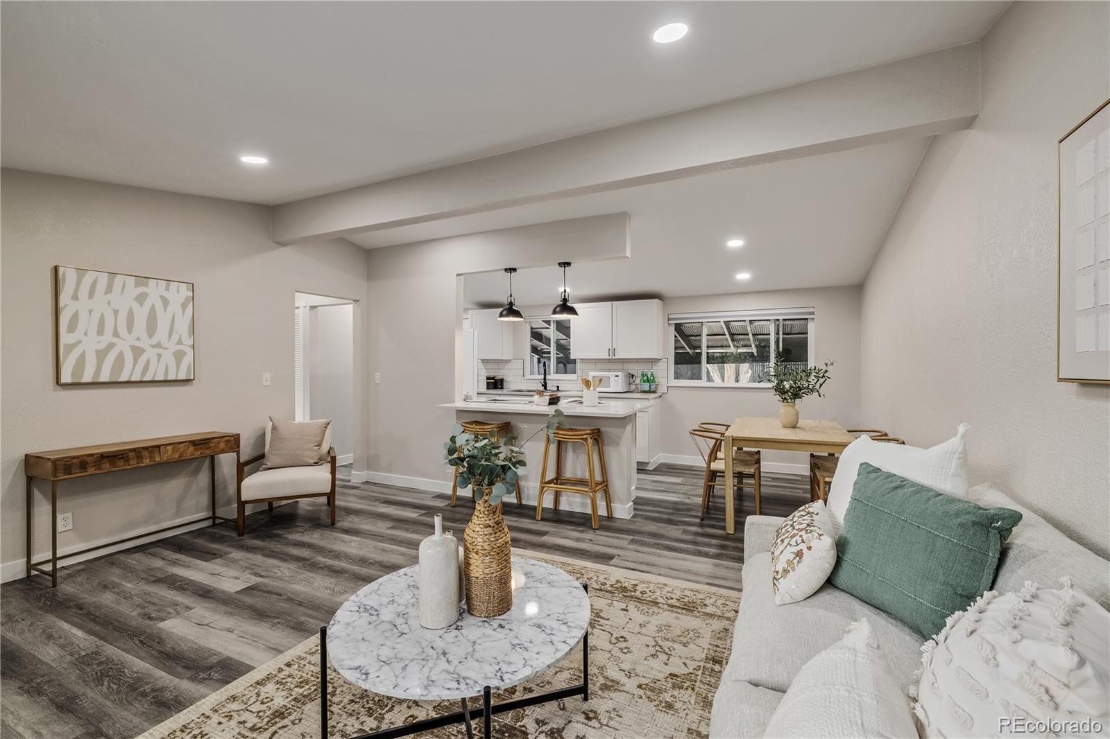 7809 Greenleaf Lane