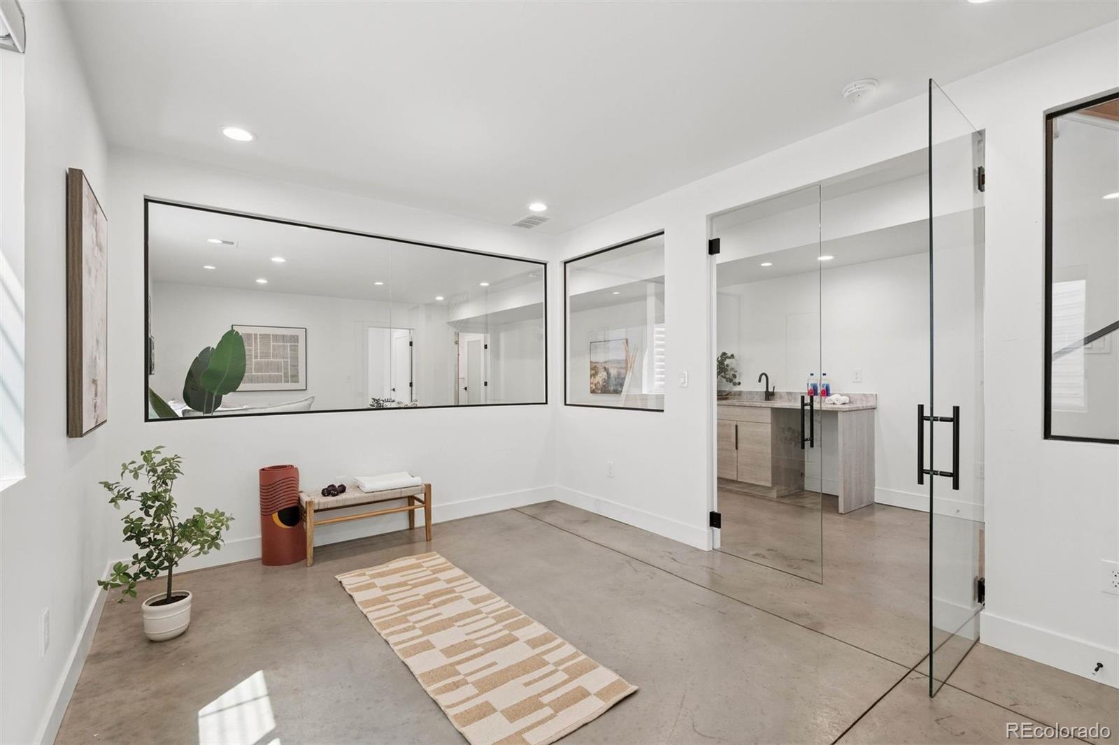 4251 Navajo Street