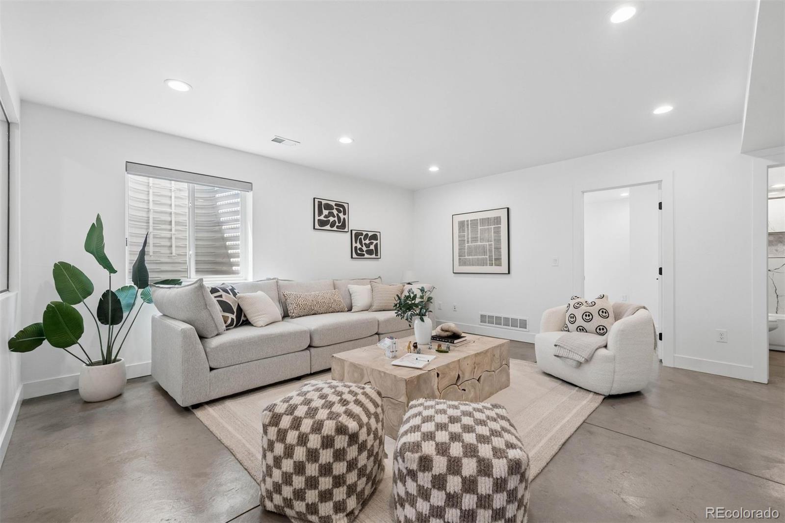 4251 Navajo Street