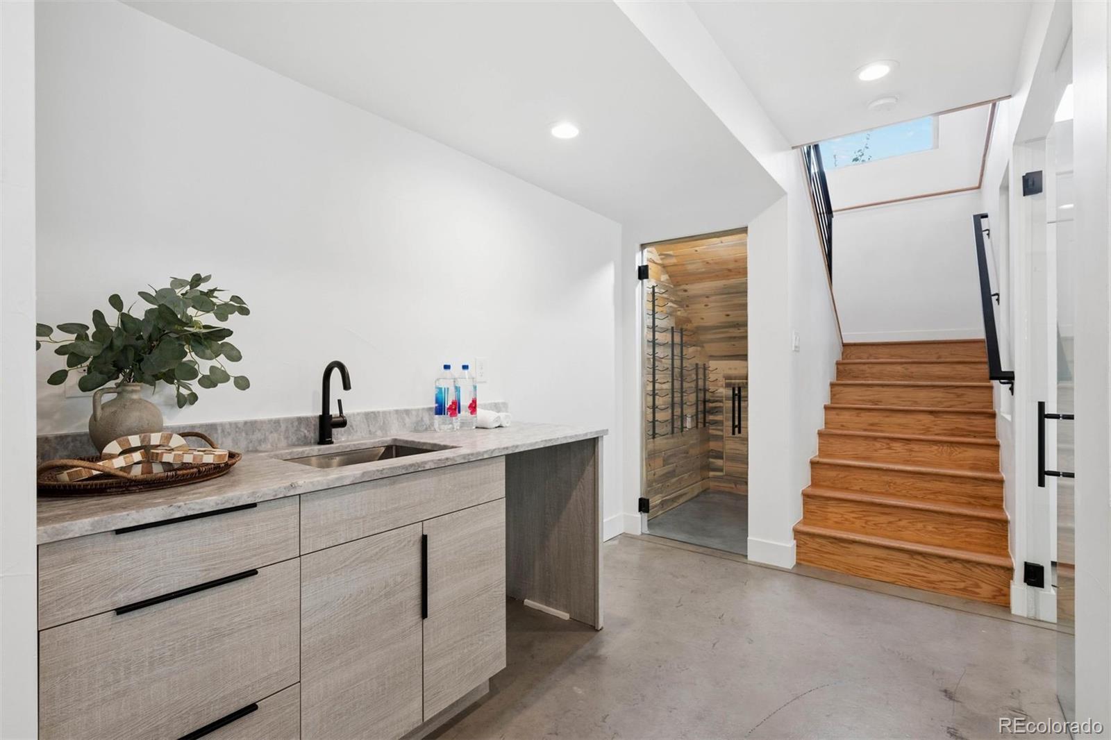 4251 Navajo Street