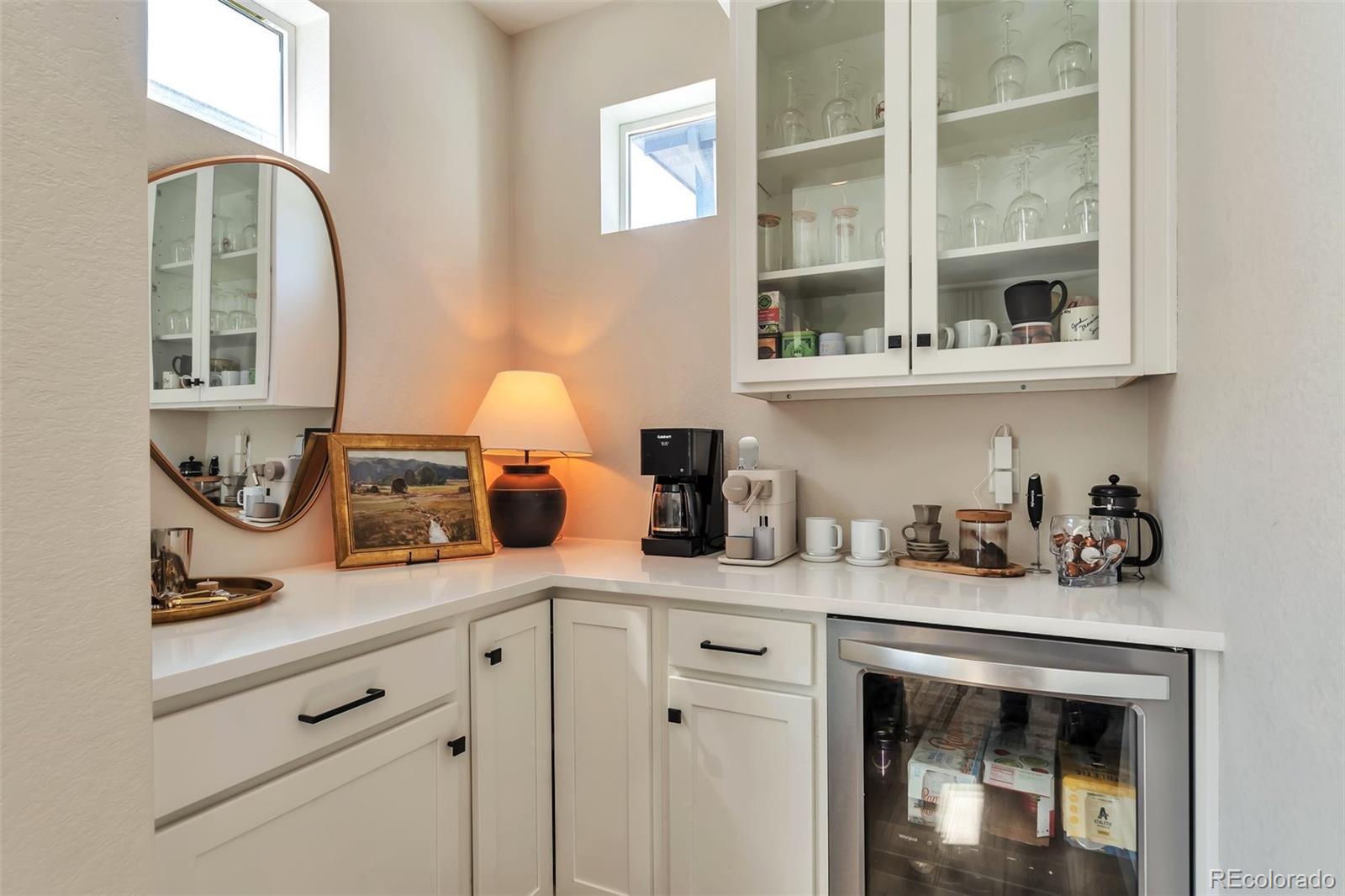 6468 Stable View Street