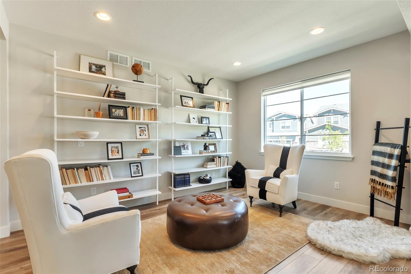 6468 Stable View Street