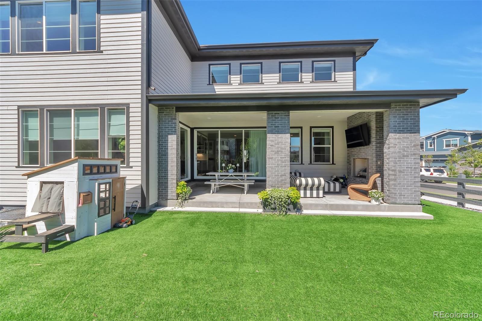 6468 Stable View Street