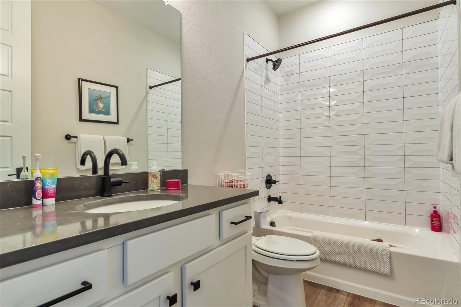 6468 Stable View Street