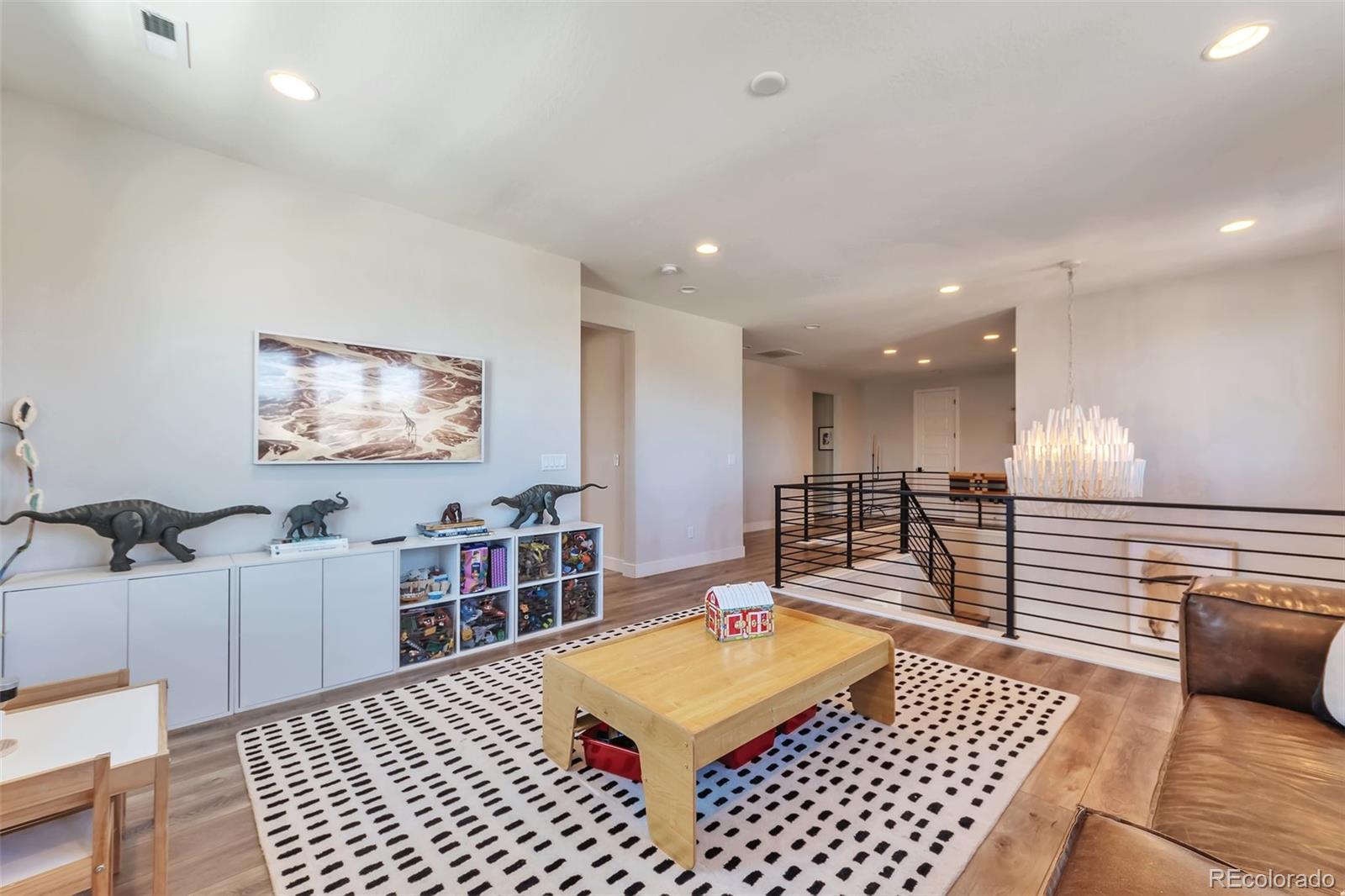 6468 Stable View Street