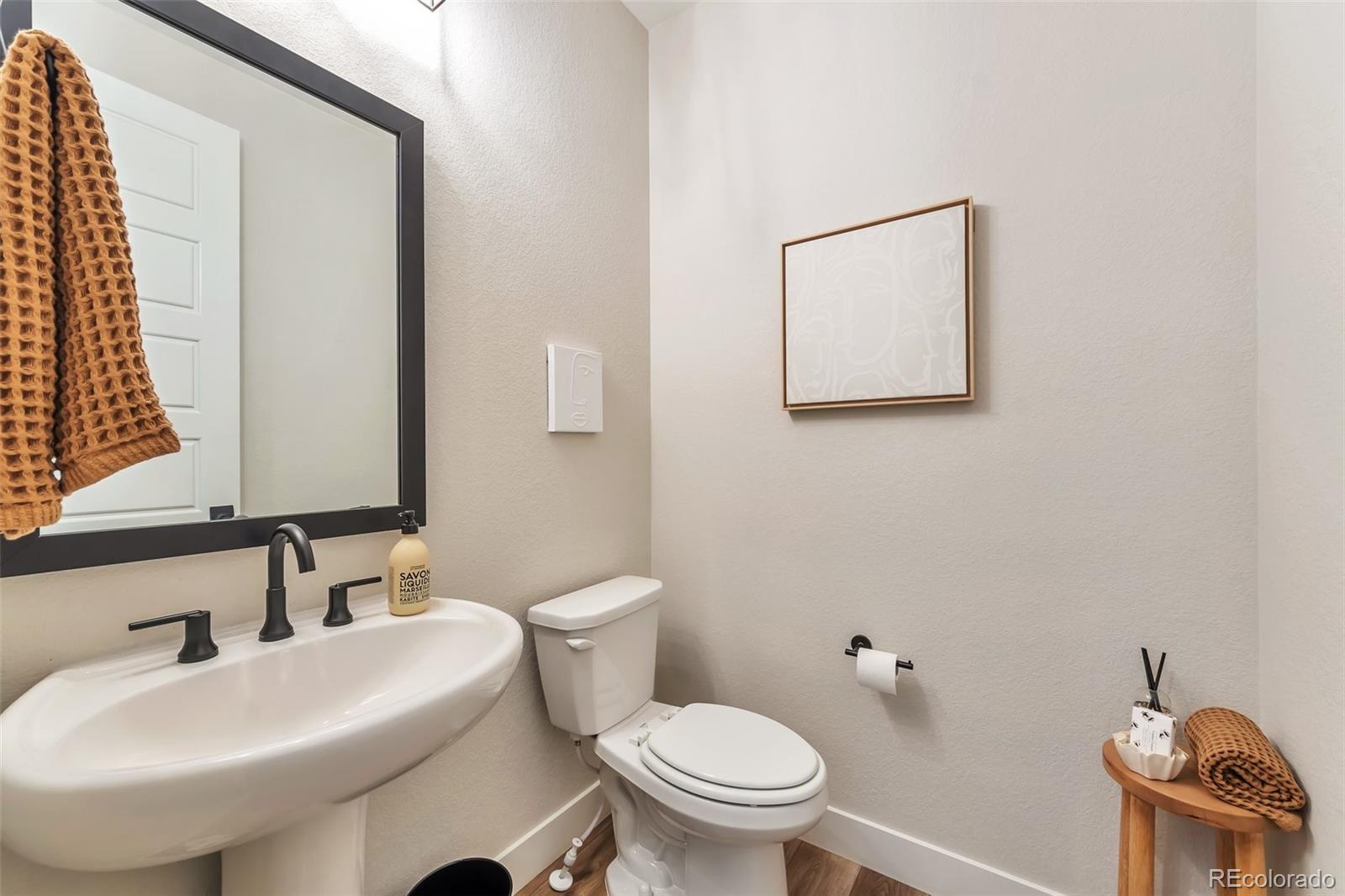 6468 Stable View Street