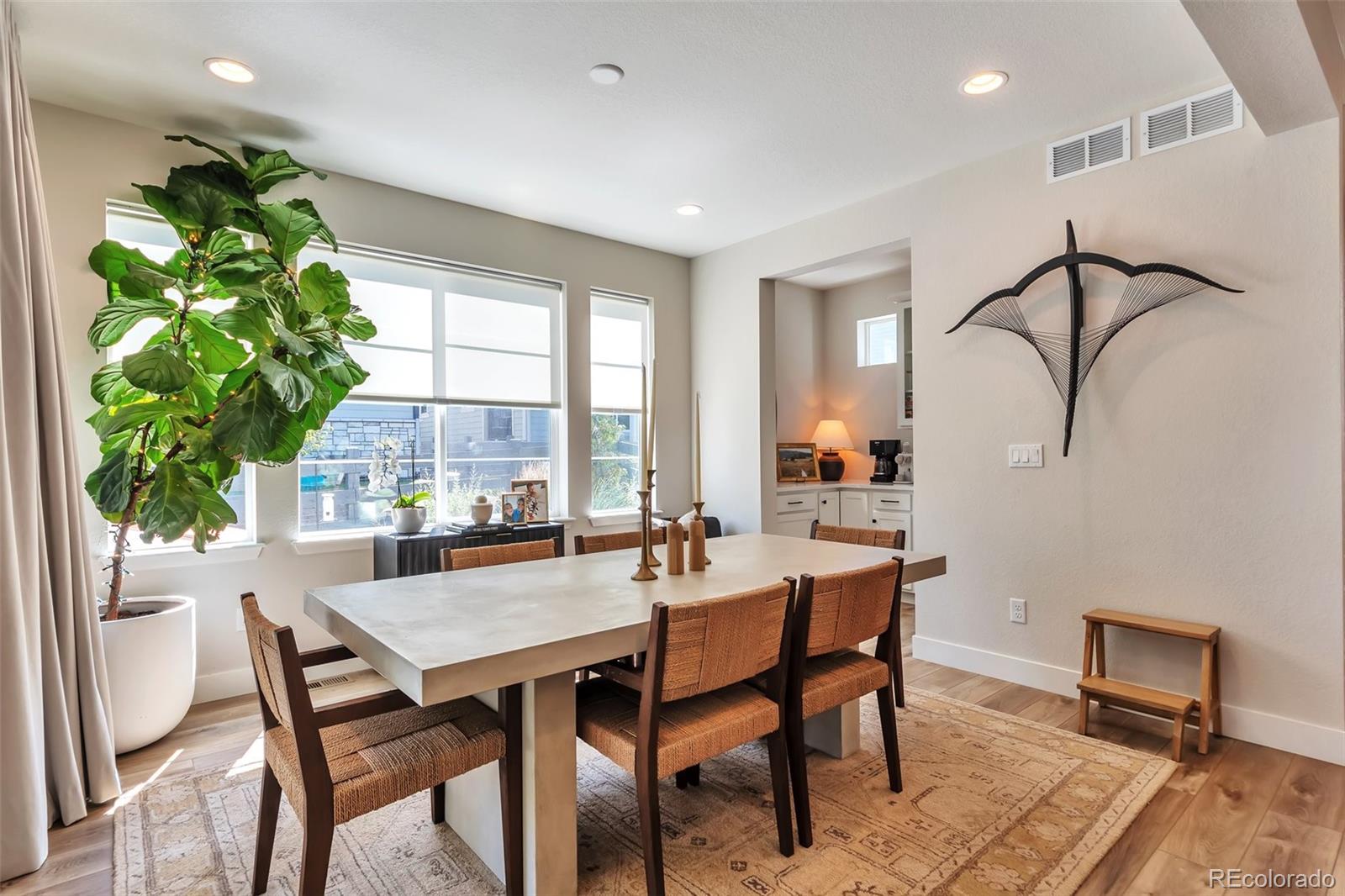 6468 Stable View Street