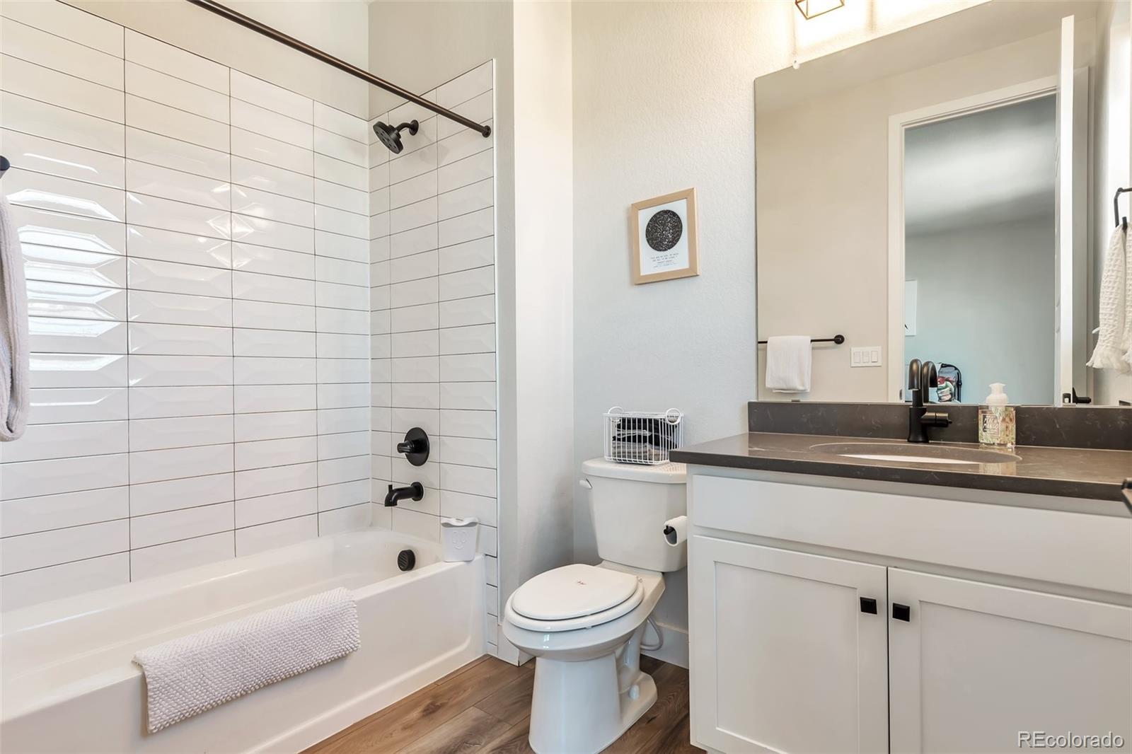 6468 Stable View Street