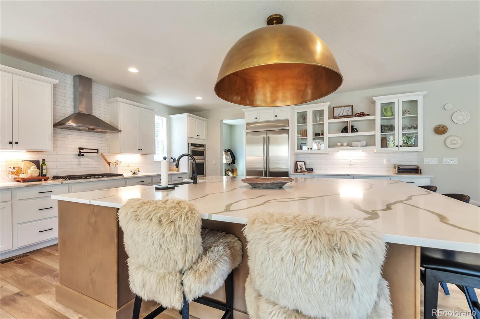 6468 Stable View Street