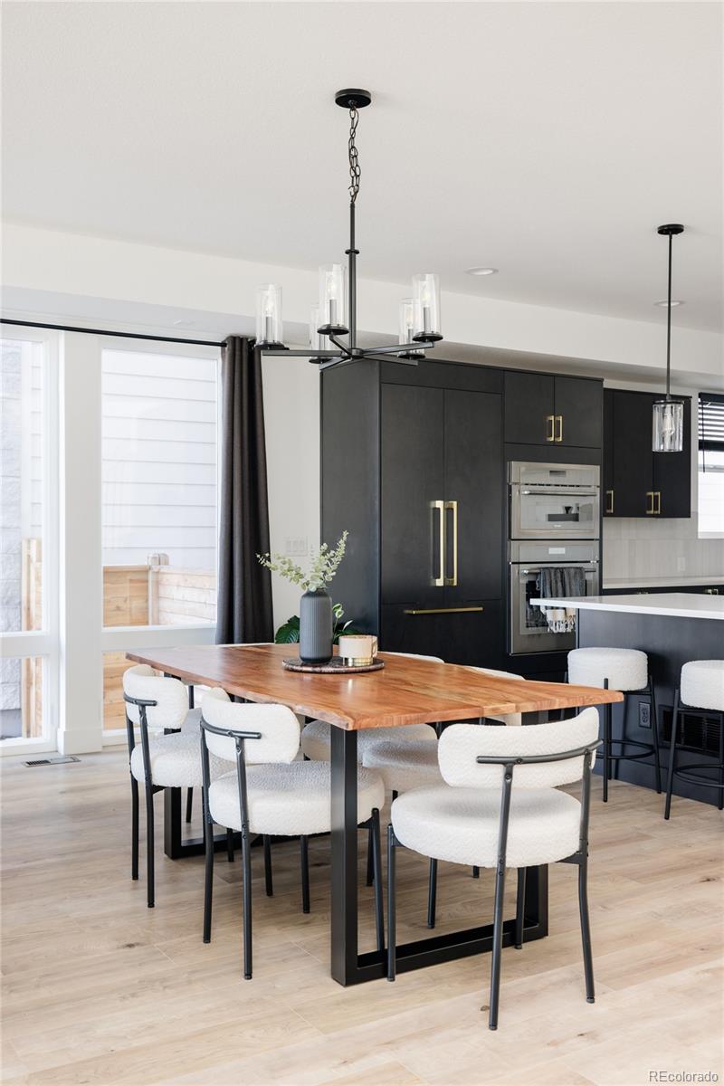 6202 N Galena Street