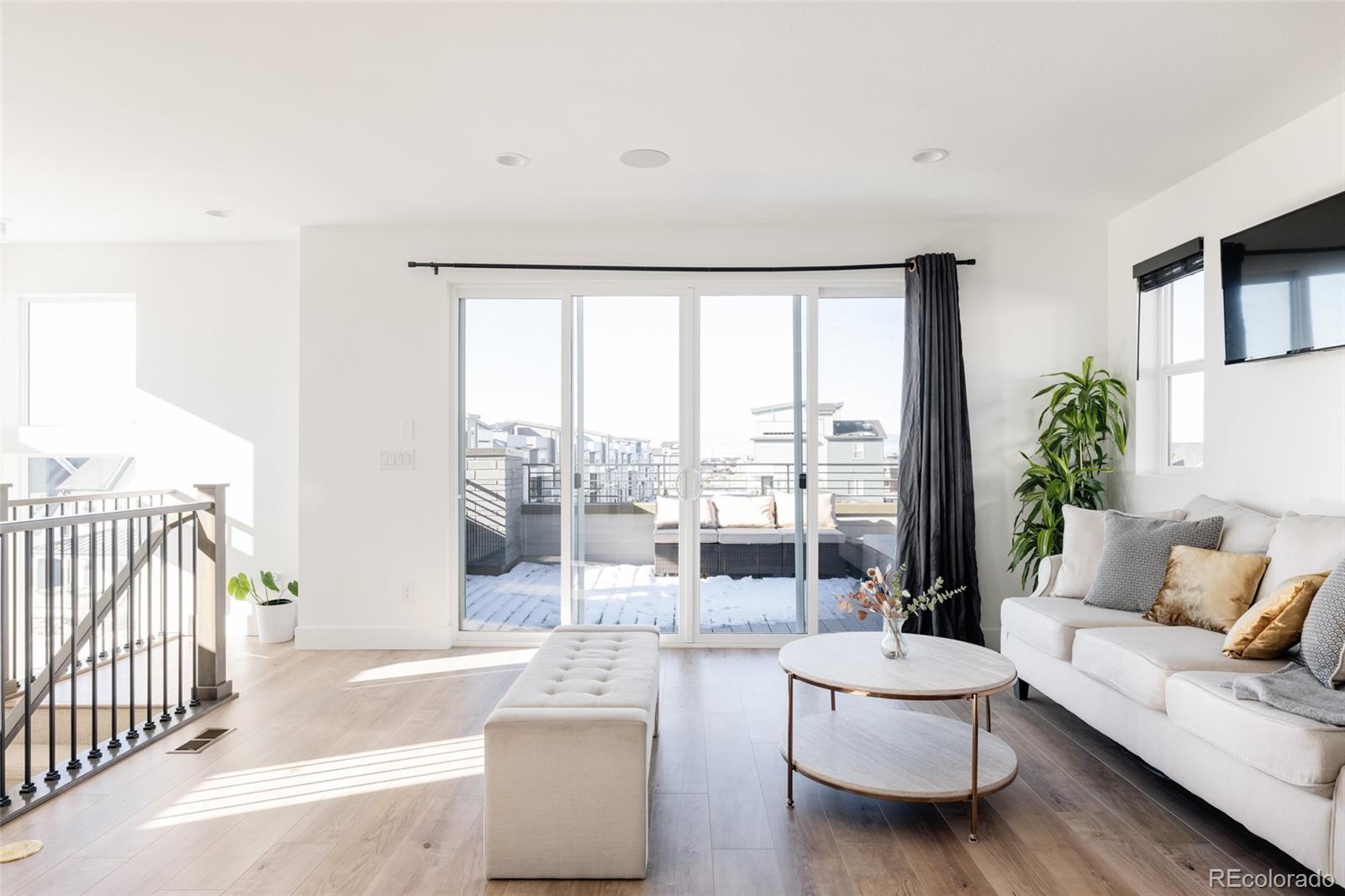 6202 N Galena Street