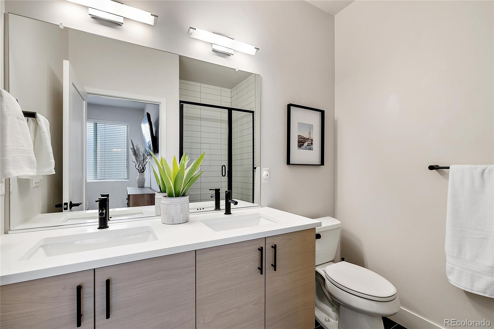 2939 W 23rd Avenue Unit: 6