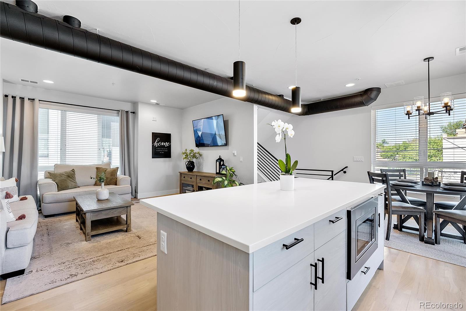 2939 W 23rd Avenue Unit: 6