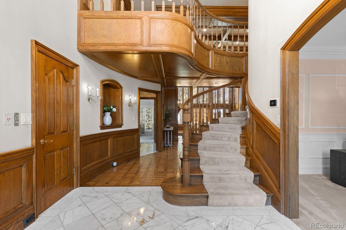 4703 S Elizabeth Court