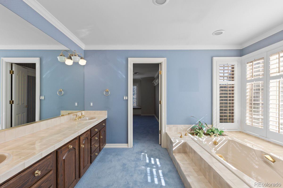 4703 S Elizabeth Court