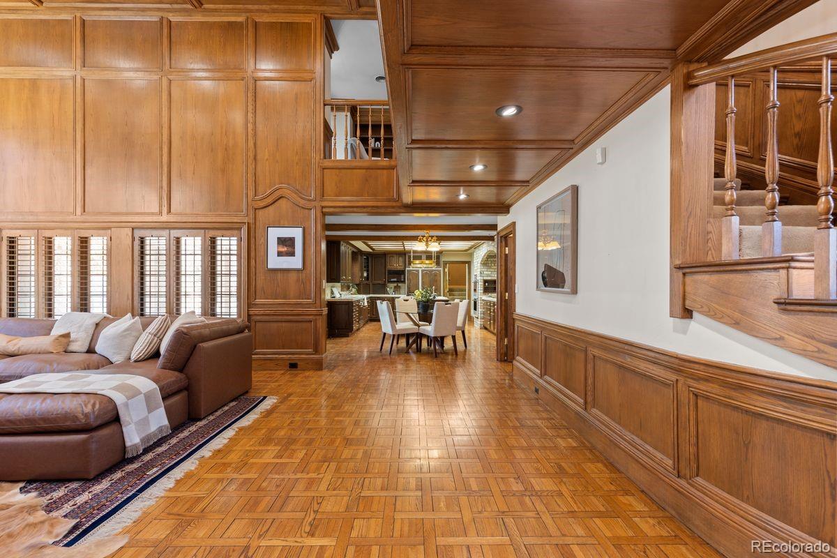 4703 S Elizabeth Court