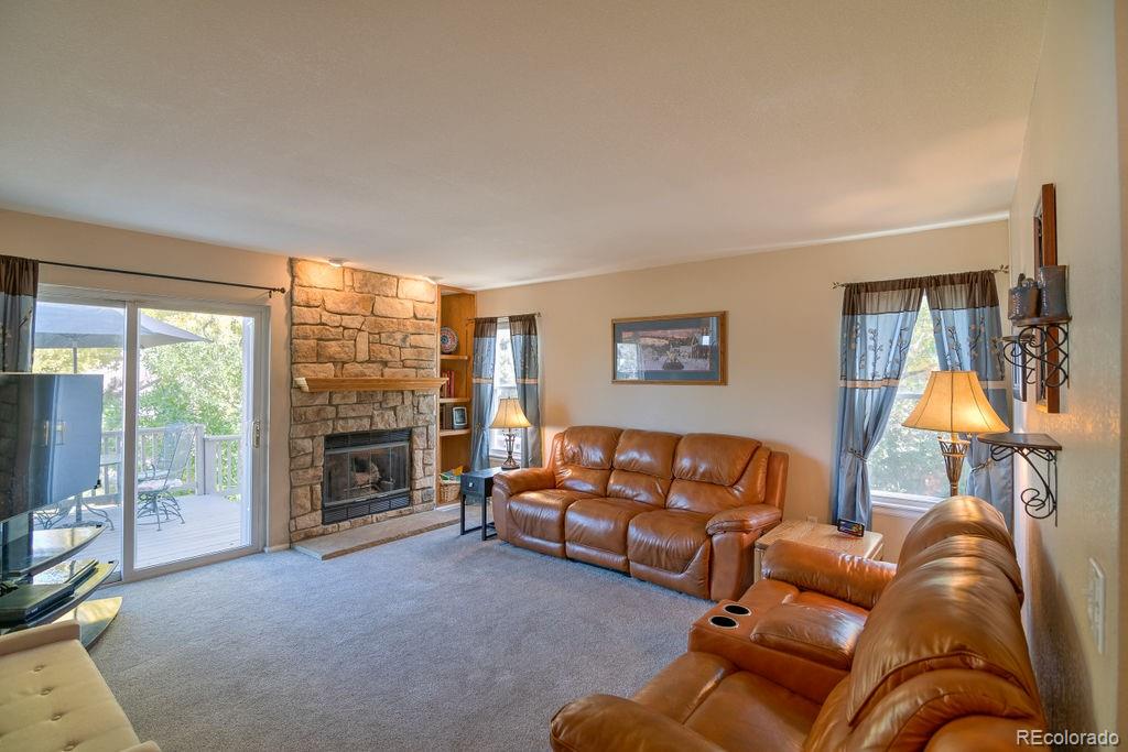 9609 Red Oakes Place