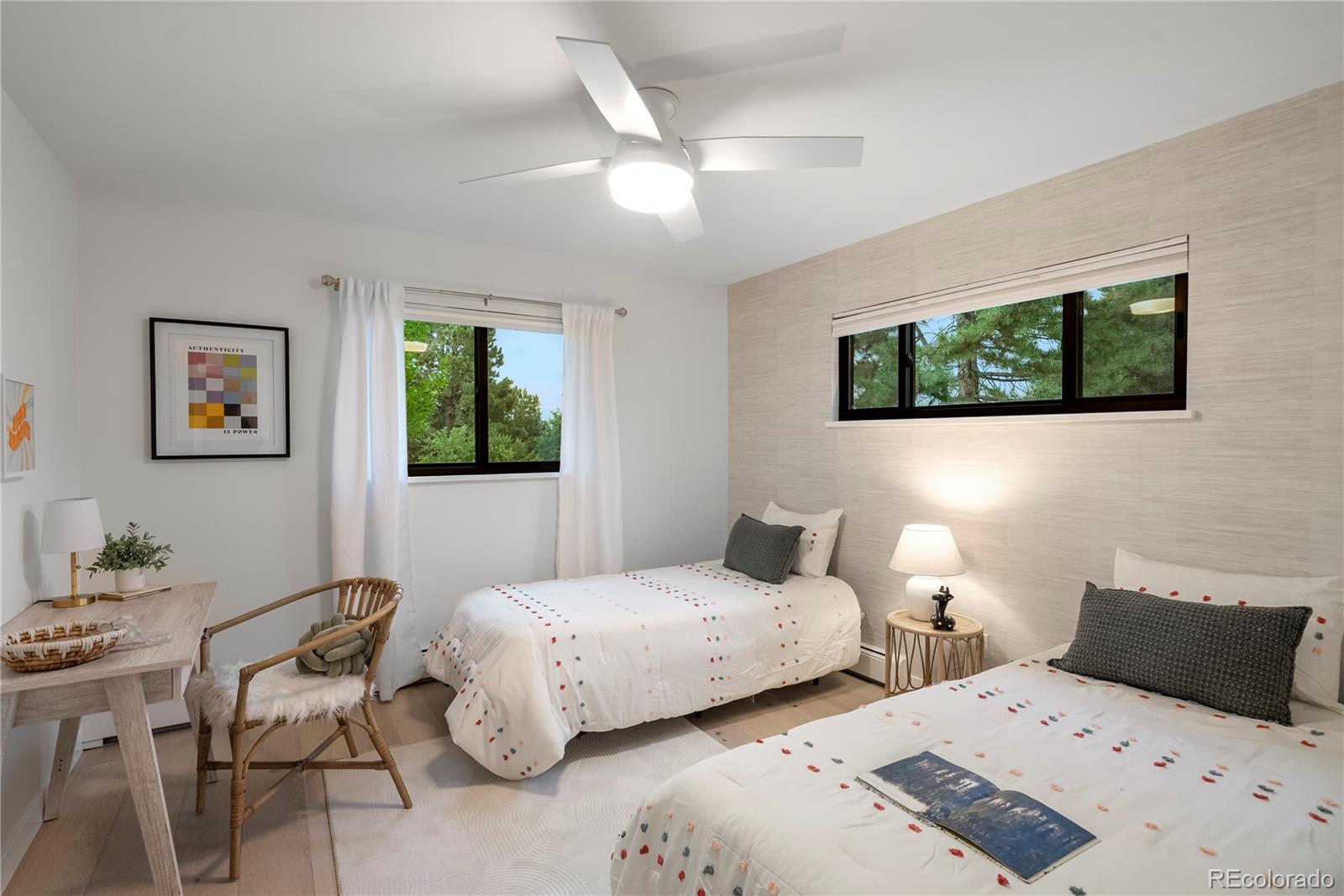 5618 S Newport Street