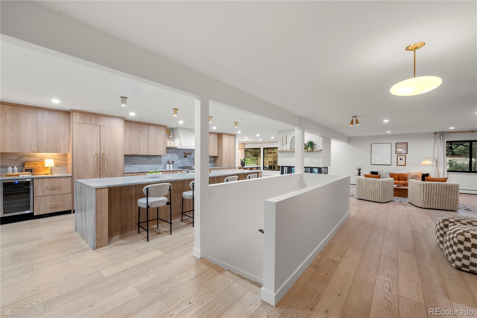 5618 S Newport Street