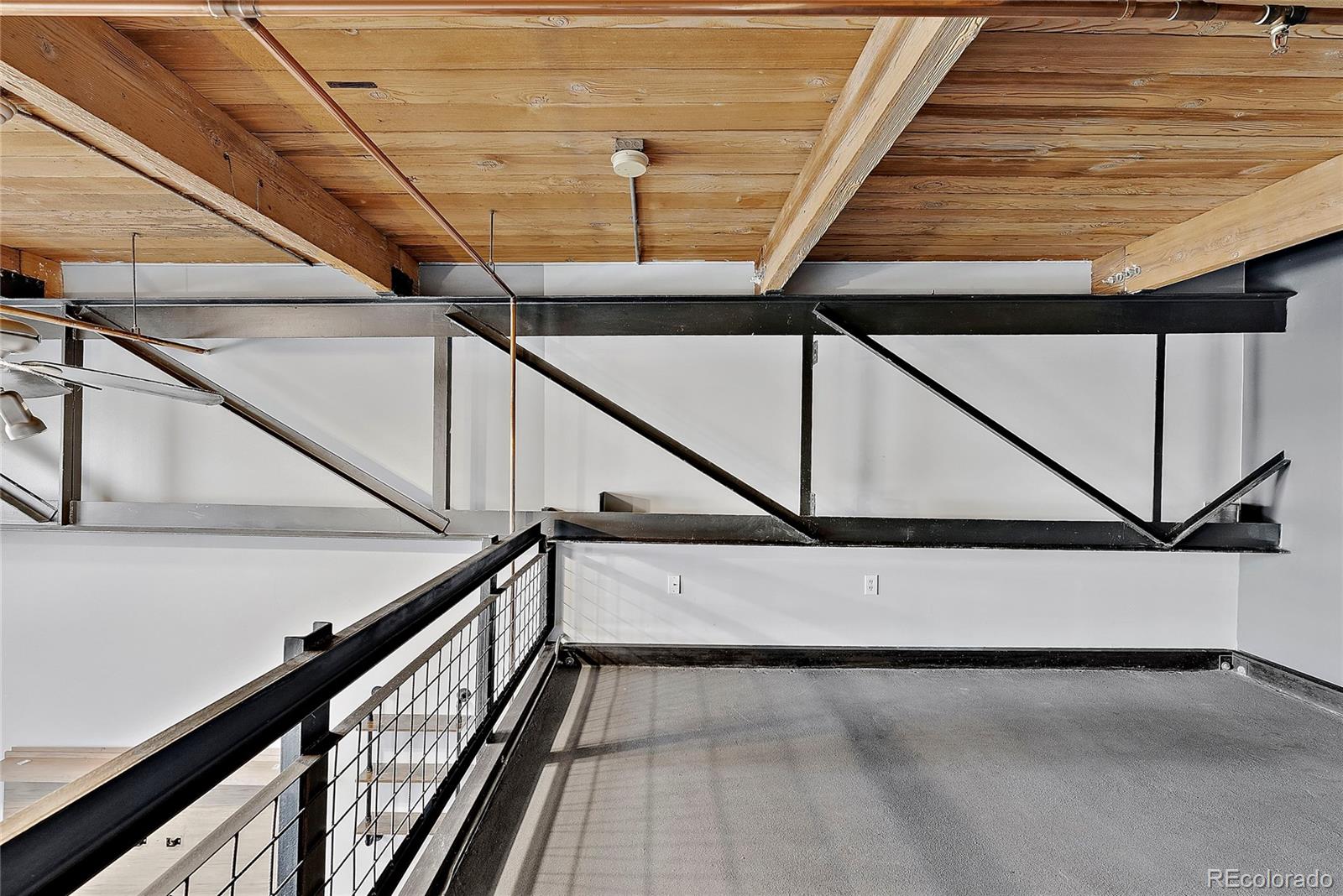 1111 Osage Street Unit: 23