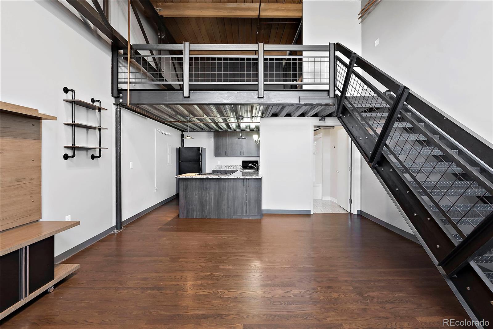 1111 Osage Street Unit: 23