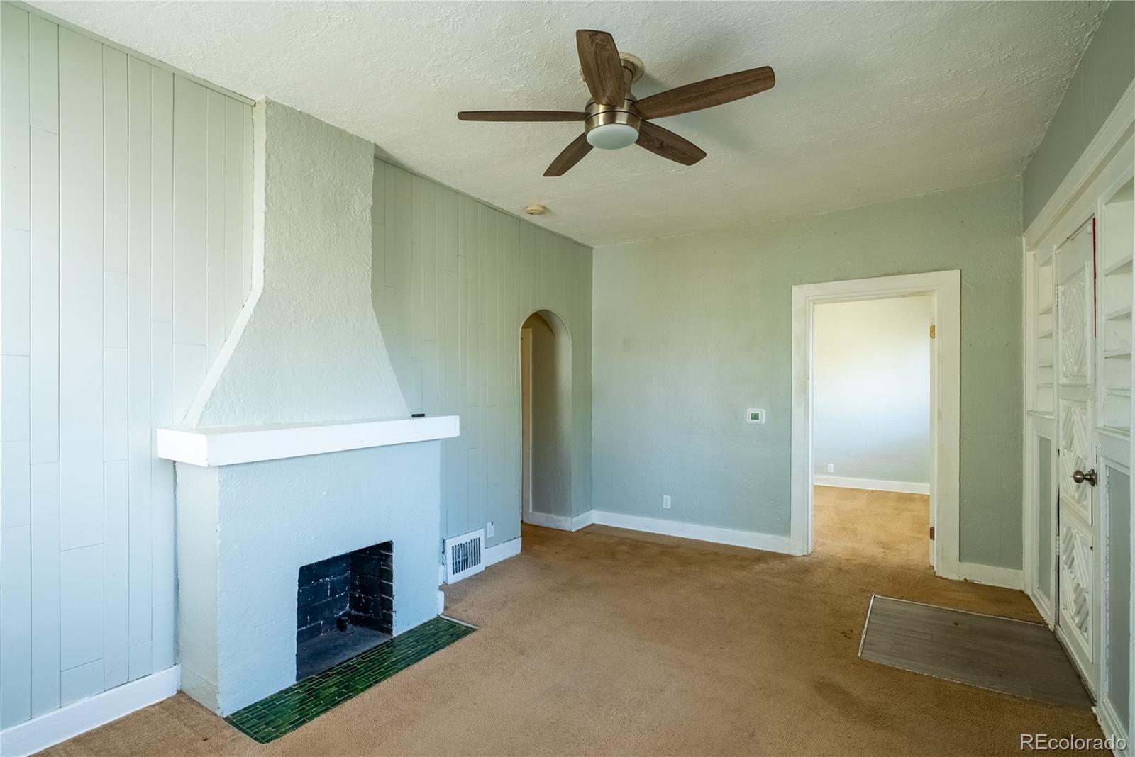 3752 S Delaware Street