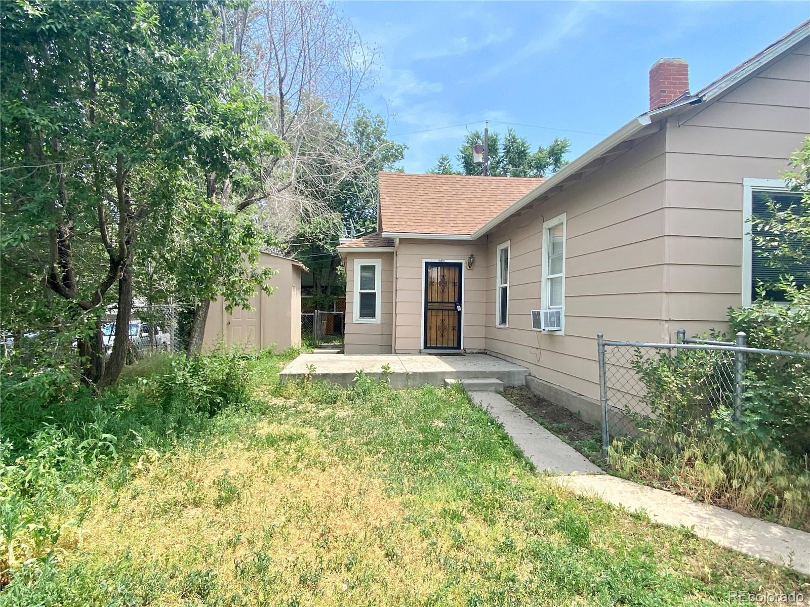 3752 S Delaware Street