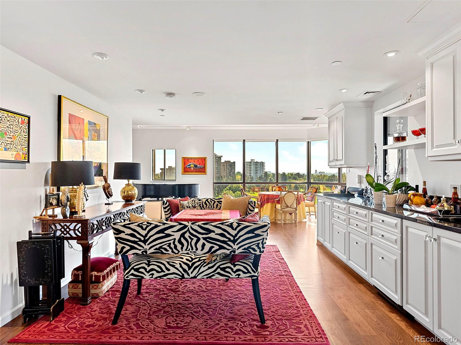 1299 N Gilpin Street Unit: 12W