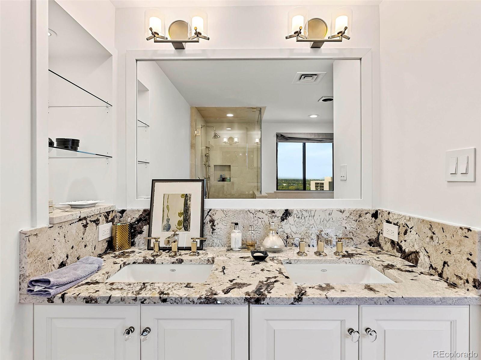 1299 N Gilpin Street Unit: 12W