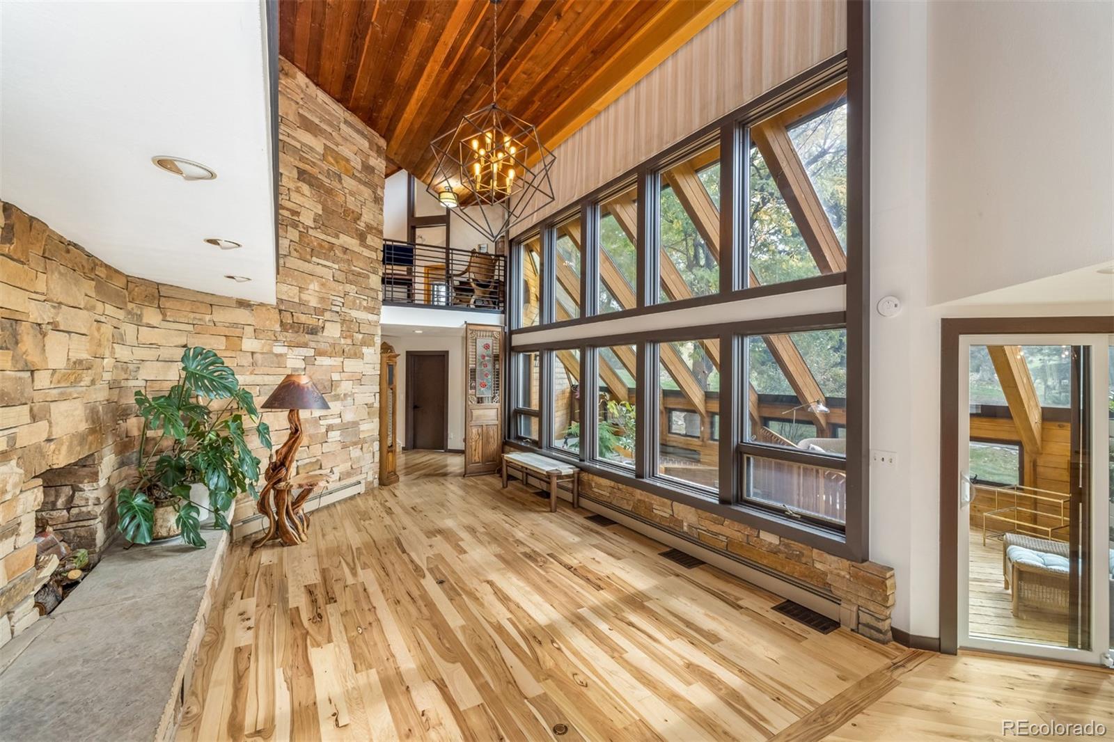 6 Blue Grouse Ridge Road