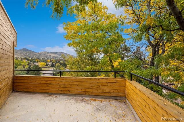 6 Blue Grouse Ridge Road